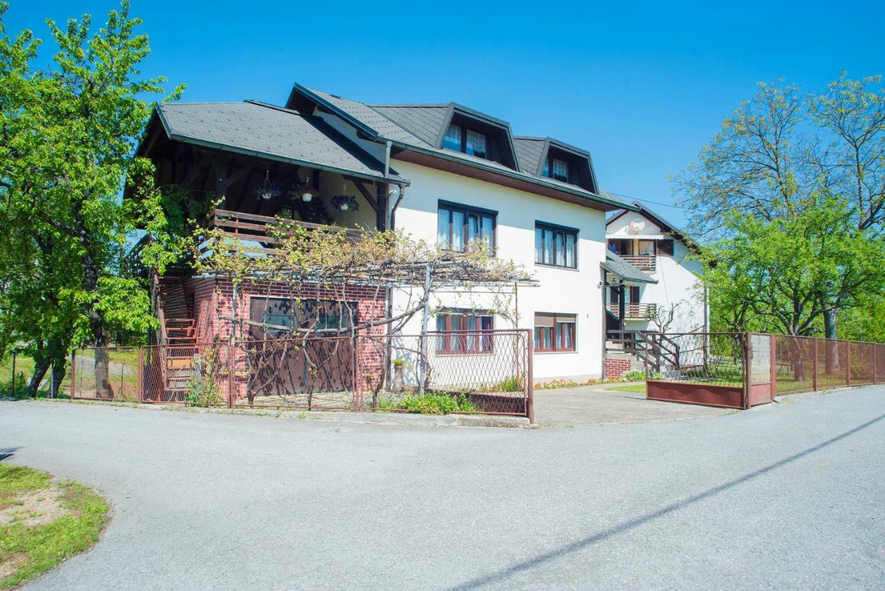 Cherry House Slunj Exterior photo